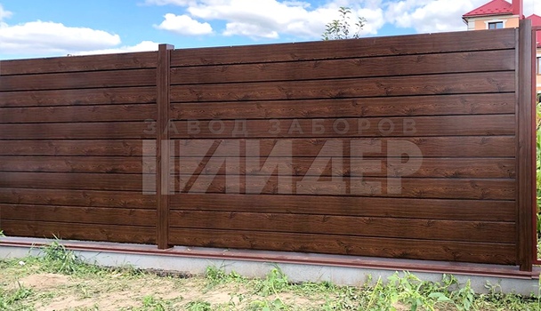 Забор из горизонтального металлопрофиля с имитацией под дерево ПН-237